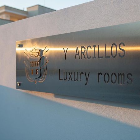 Y Arcillos Luxury Rooms Cin Ito75O35B4Ooo468O2 Лече Екстериор снимка