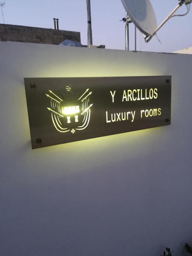 Y Arcillos Luxury Rooms Cin Ito75O35B4Ooo468O2 Лече Екстериор снимка