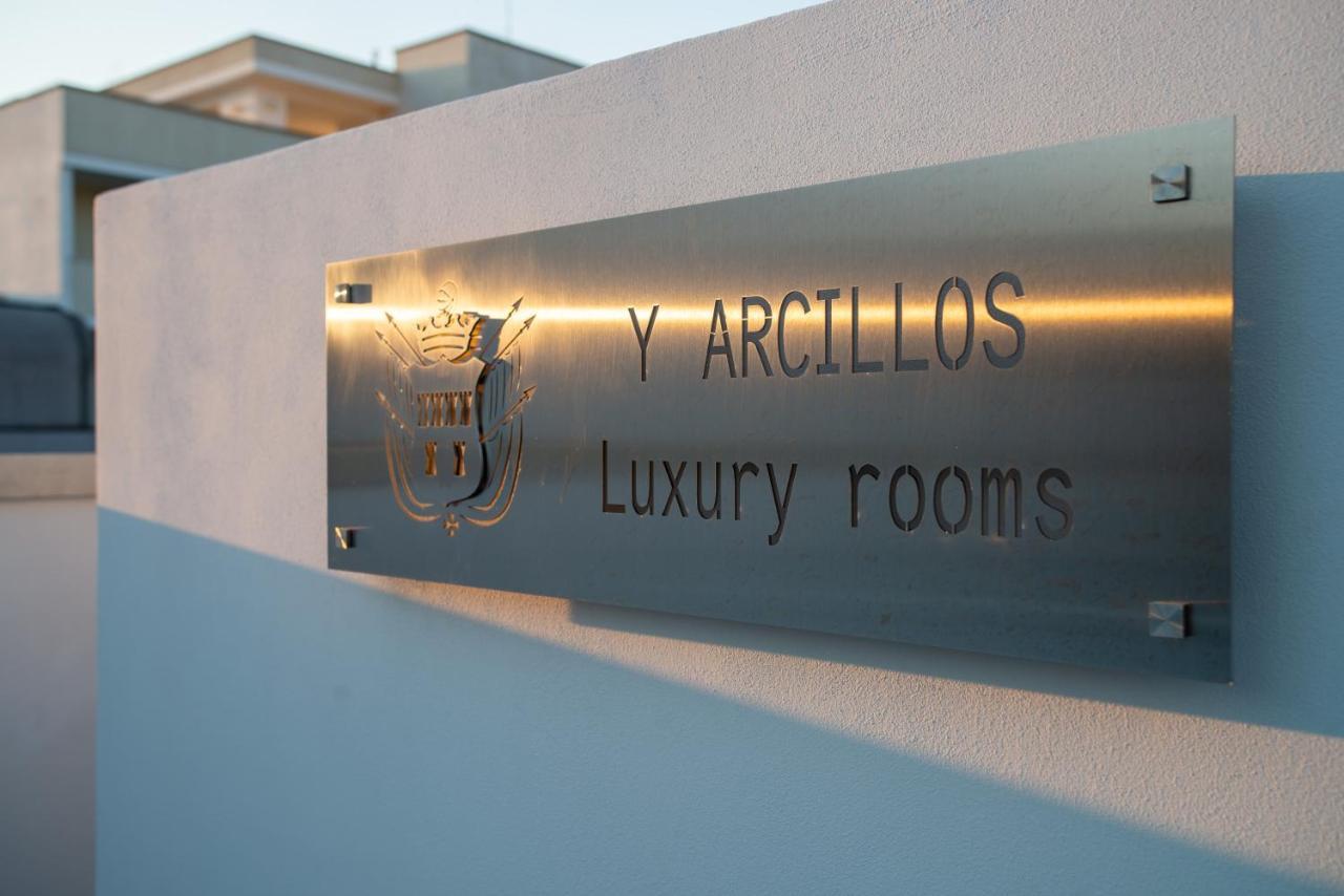 Y Arcillos Luxury Rooms Cin Ito75O35B4Ooo468O2 Лече Екстериор снимка